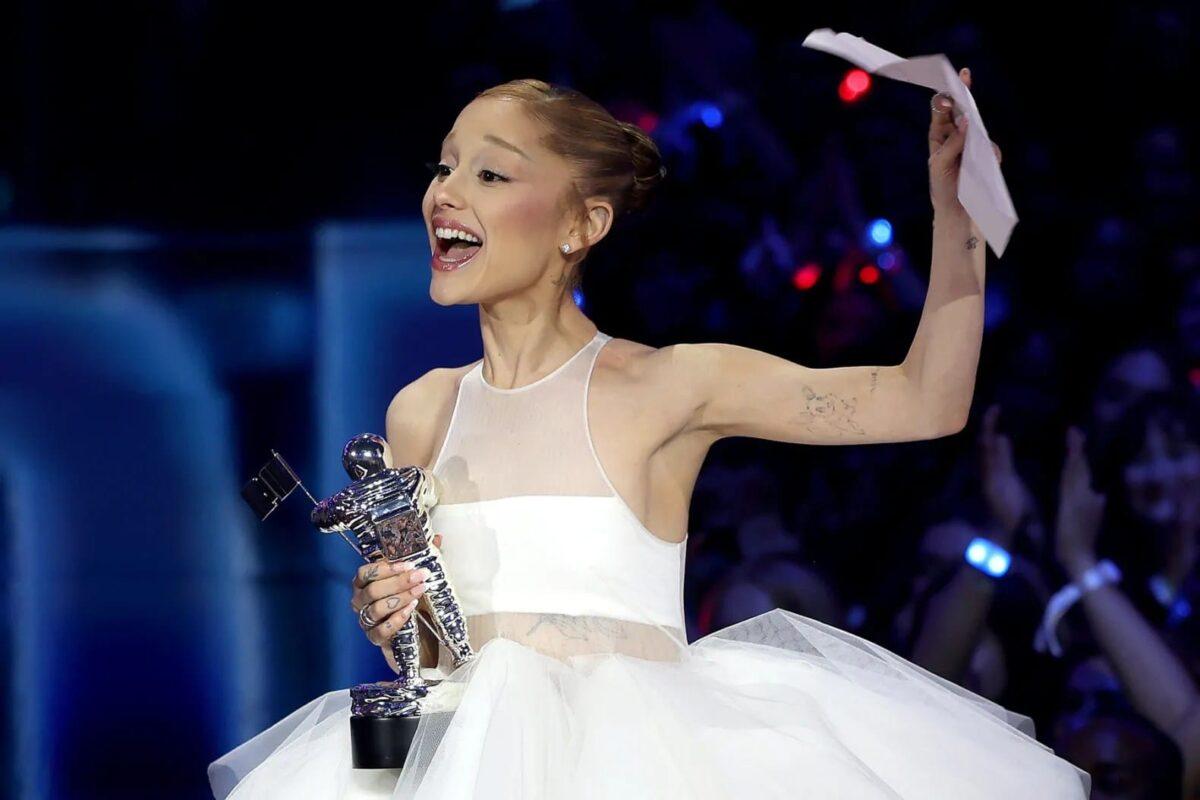 Ariana Grande Dominates 2025 MTV VMAs, Wins Three Major Awards and Stuns Fans with Show-Stopping Appearances Ariana Grande at the MTV awards 2025
