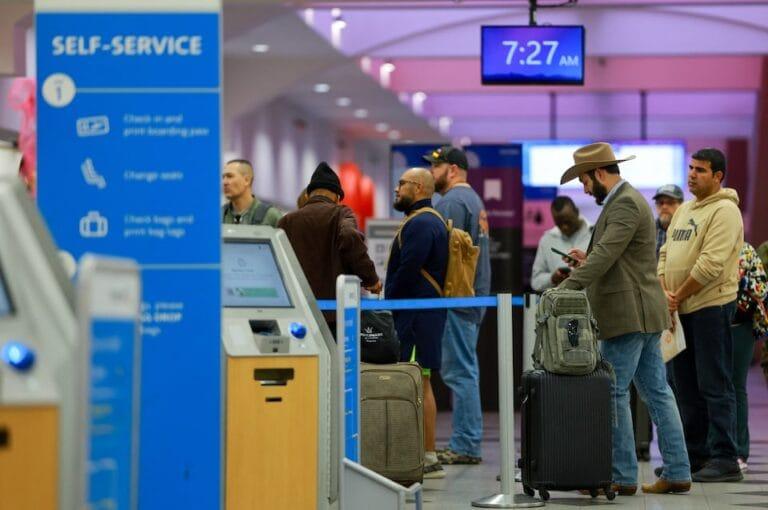 FAA Halts El Paso Flights Over Security Passengers queue at El Paso International Airport after the U.S. Federal Aviation Administration lifted its temporary closure of the airspace over El Paso, saying all flights will resume as normal and that there was no threat to commercial aviation, in El Paso, Texas, U.S., February 11, 2026. | REUTERS/Jose Luis Gonzalez