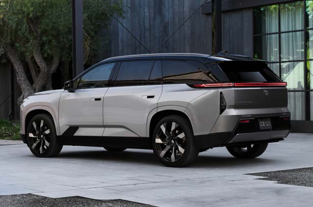 Toyota Expands EV Lineup with New 3-Row Highlander Toyota Expands EV Lineup with New 3-Row Highlander | Swahili Today
