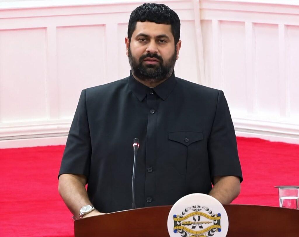 “Nitajizulu”: Waziri wa Nishati Zanzibar Atoa Kauli Katika Bunge la Wawakilishi